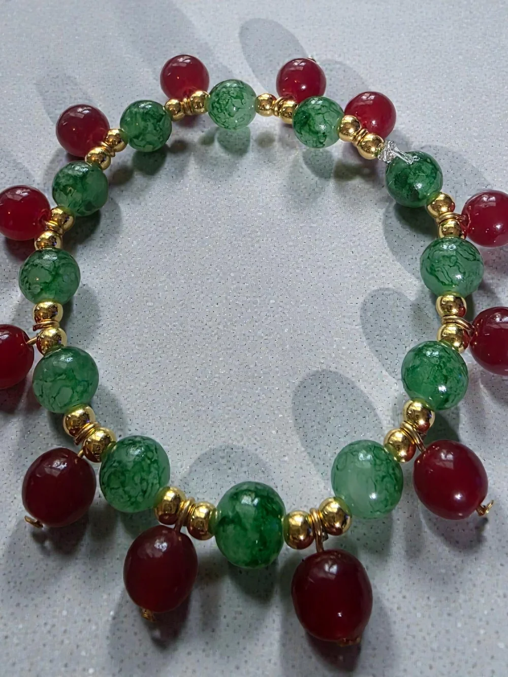 Holiday Red Green Holly Berry Beaded Jewelry Set NWT